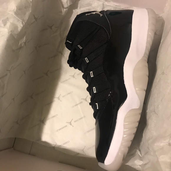 Jordan 11 jubilee main image 10
